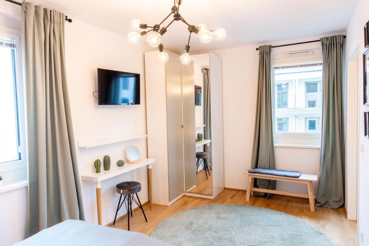 & Cozy - 15 Min To Center Appartement